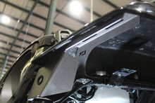 Load image into Gallery viewer, Motobilt Fenders Front Fender Chop Support Brackets for Jeep JL/JT Gladiator Rubicon (w/One Pair of Side Marker Lights) Motobilt - MB1135-MB6500-1pr - Motobilt