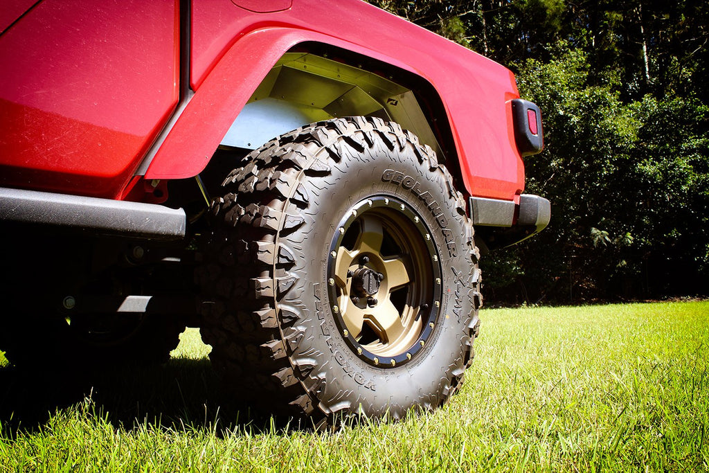 Motobilt Inner Fender Kit Rear Aluminum Inner Fenders for Jeep JT Gladiator Motobilt - MB1114 - Motobilt