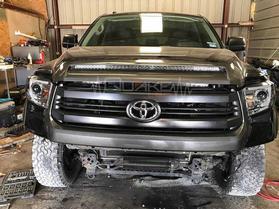 Quake LED Light Bar 43 Inch LED Light Bar Single Row 200 Watt Super Spot Monolith Slim Series - QUMS537 - Quake LED