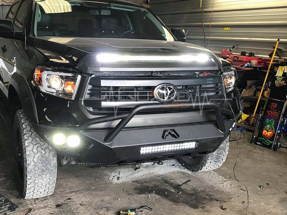 Quake LED Light Bar 43 Inch LED Light Bar Single Row 200 Watt Super Spot Monolith Slim Series - QUMS537 - Quake LED