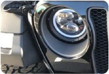 Load image into Gallery viewer, Quake LED Headlight Jeep Wrangler JL/Gladiator 9 Inch Headlights w/ White DRL Halo/Amber Turn Signal - QTE960 - Quake LED