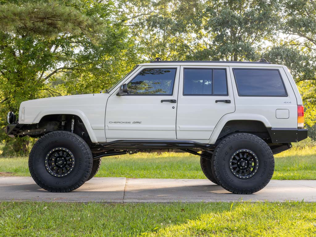 Rusty's Off Road Products Rusty's Rocker Armor with Kicker Tube - 1984-2001 XJ Cherokee
