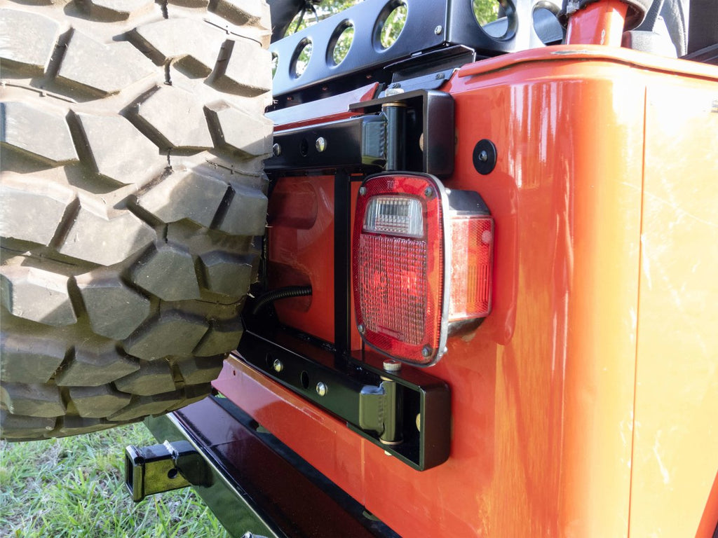 Rusty's Off Road Products Rusty's Tire Carrier - 1997-2006 TJ / LJ Wrangler