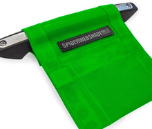 Load image into Gallery viewer, SPIDERWEBSHADE Product Green GrabBag
