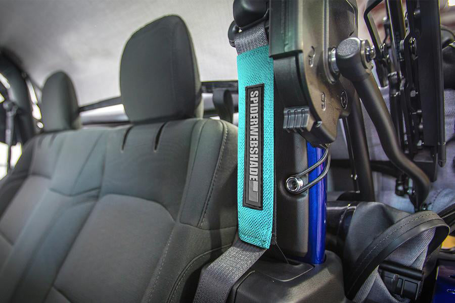 SPIDERWEBSHADE Product Teal Seatbelt Silencers JL2D