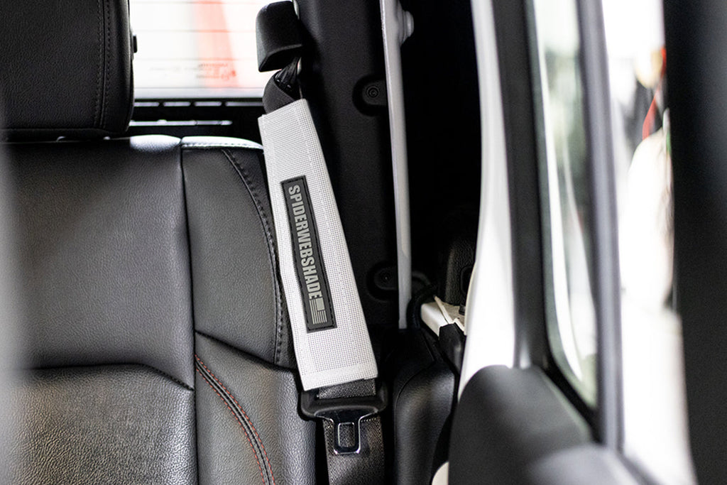 SPIDERWEBSHADE Product White Seatbelt Silencers JT4D